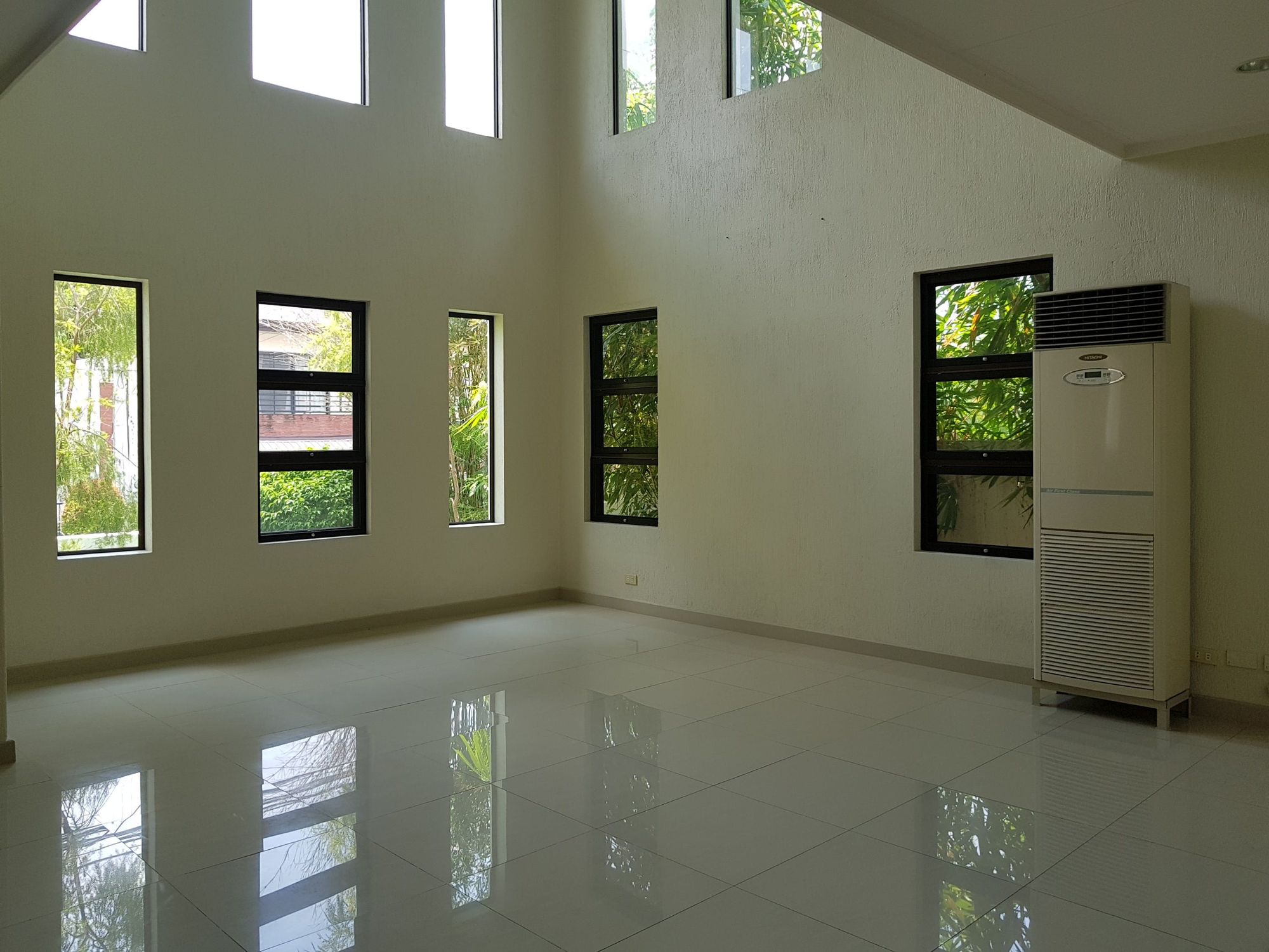 "4BR House for Rent in Ayala Alabang Village, Muntinlupa"04