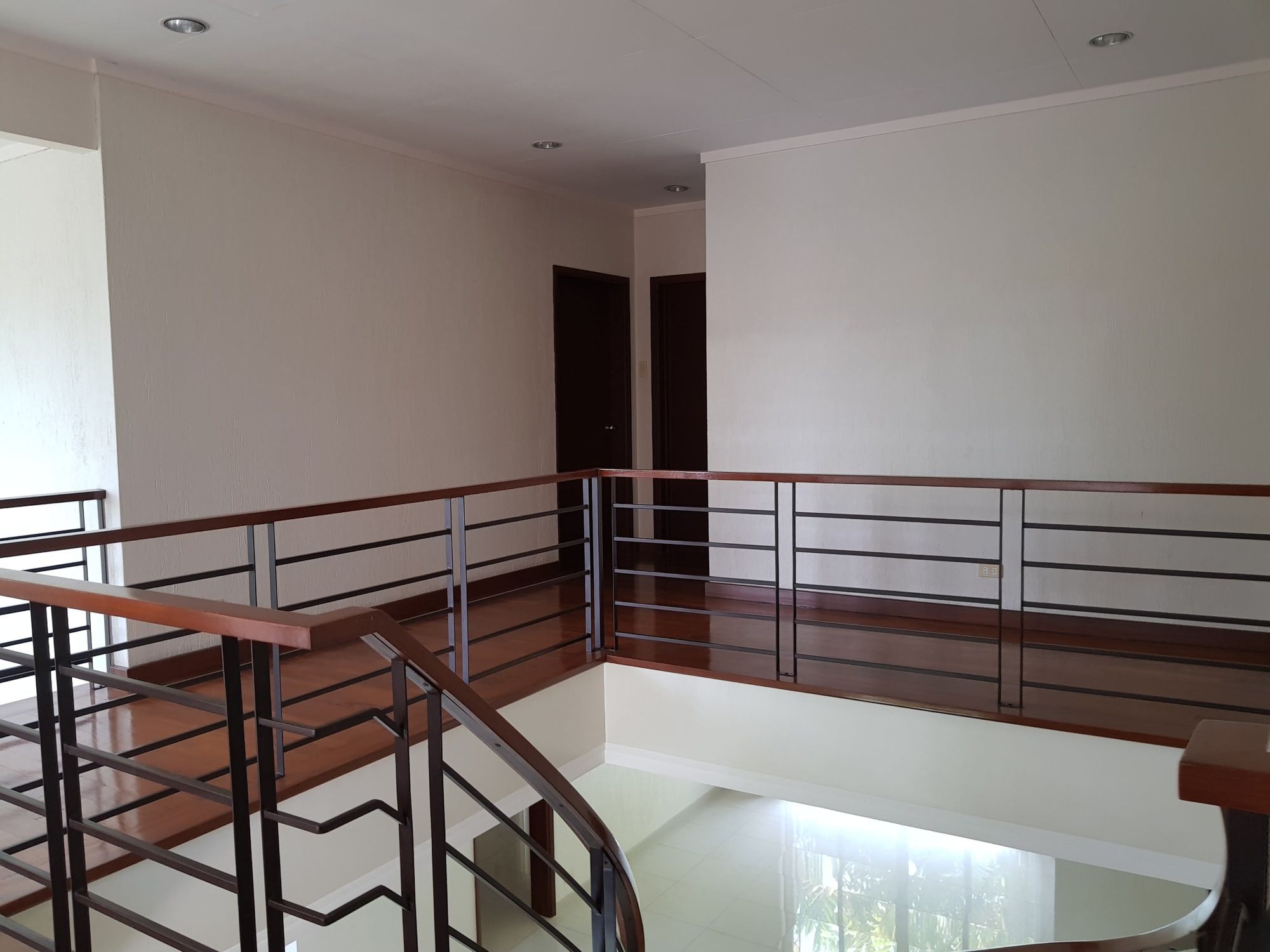 "4BR House for Rent in Ayala Alabang Village, Muntinlupa"09
