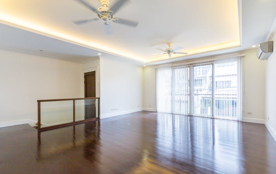 "3BR House for Rent in Green Meadows, Quezon City"03