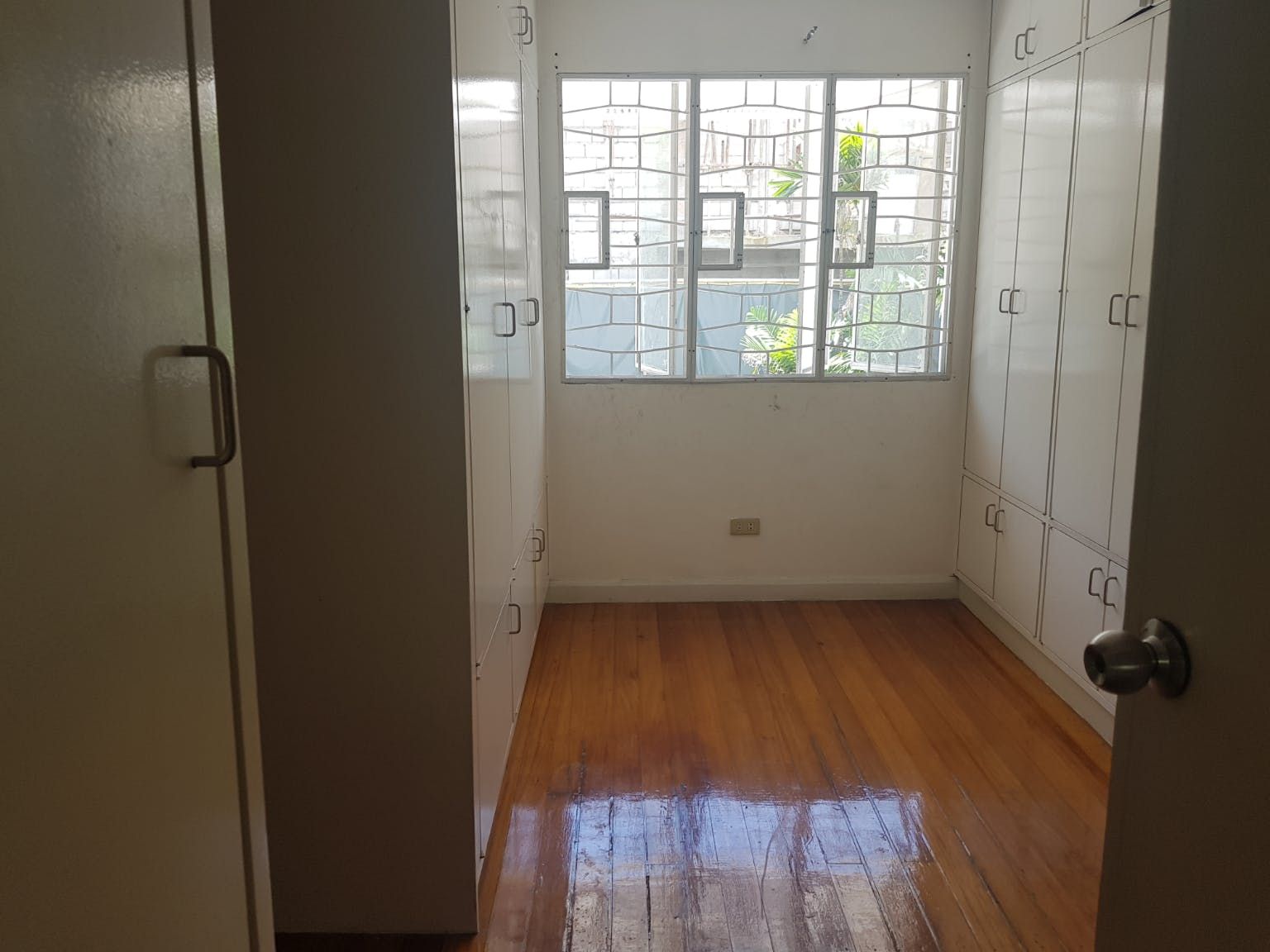 "3BR House for Rent in Dasmari?as Village, Makati"10