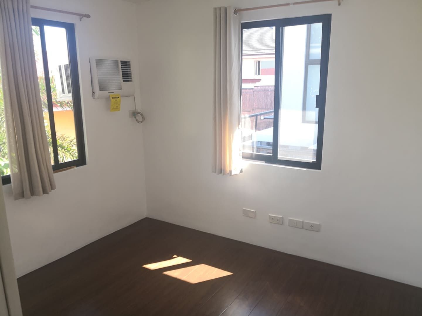 "4BR House for Rent in Ayala Alabang Village, Muntinlupa"08