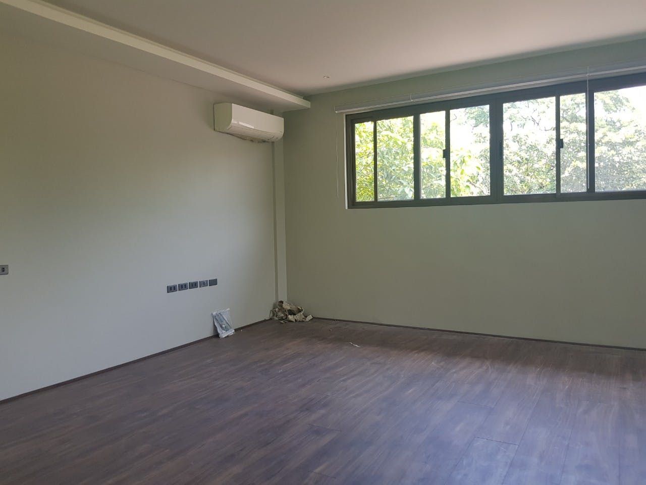 "4BR House for Rent in Forbes Park, Makati"08