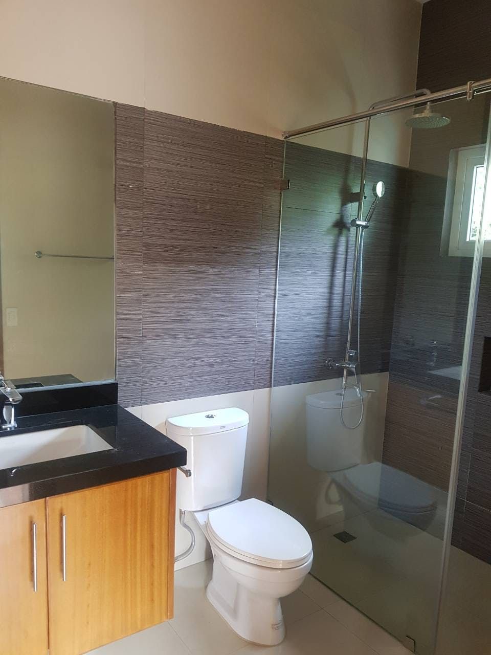 "4BR House for Rent in Ayala Alabang Village, Muntinlupa"04