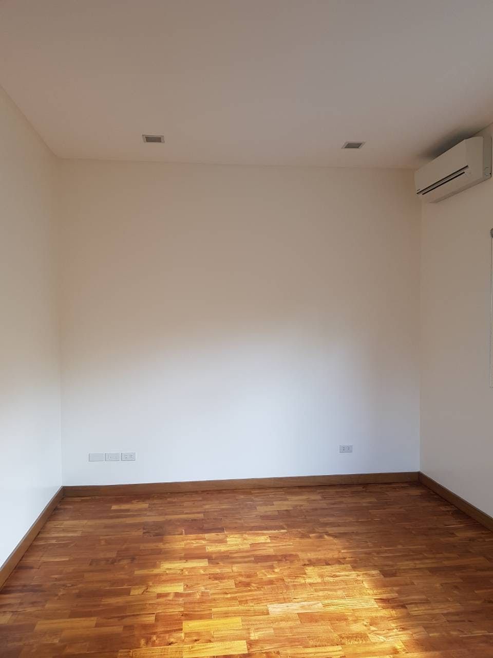 "4BR House for Rent in Ayala Alabang Village, Muntinlupa"06