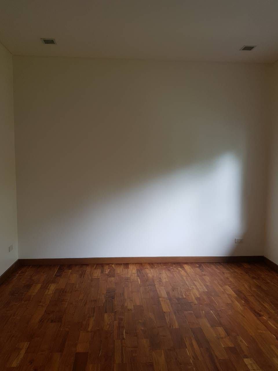 "4BR House for Rent in Ayala Alabang Village, Muntinlupa"10