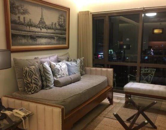 "1BR Condo for Rent in Joya Lofts and Towers, Rockwell Center, Makati"04