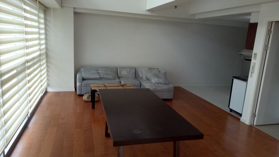 "2BR