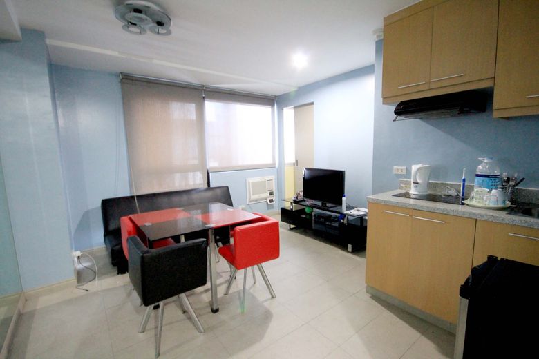 "1BR