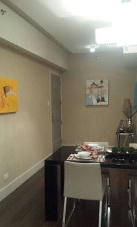 "2BR Condo for Rent in Edades Tower and Garden Villas, Rockwell Center,"08