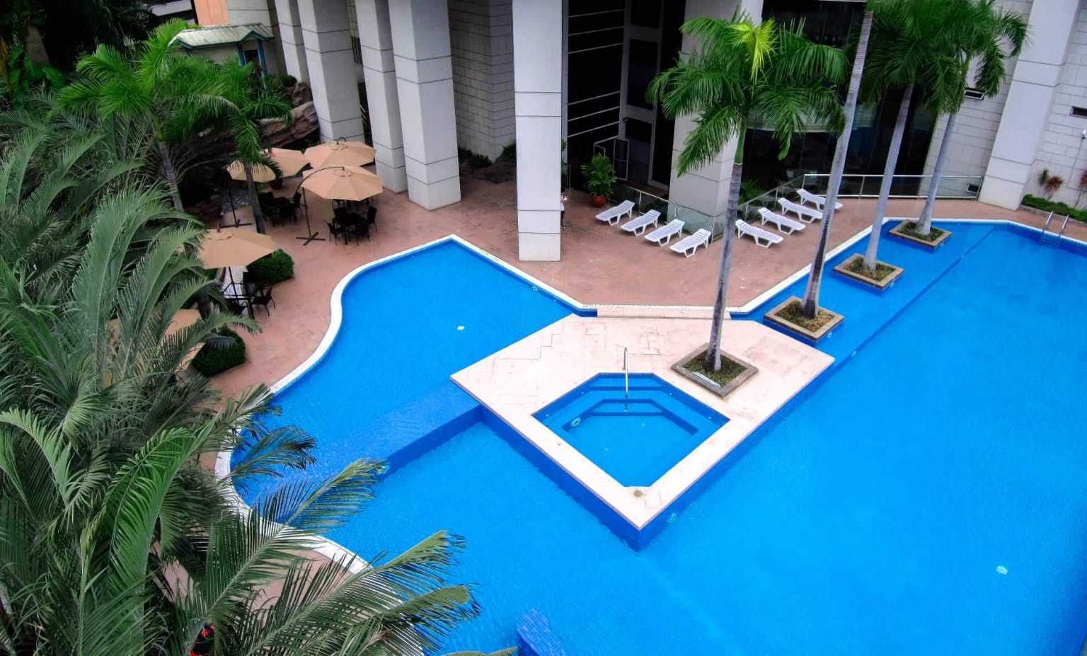 "3BR Condo for Rent in The Salcedo Park, Salcedo Village, Makati"06