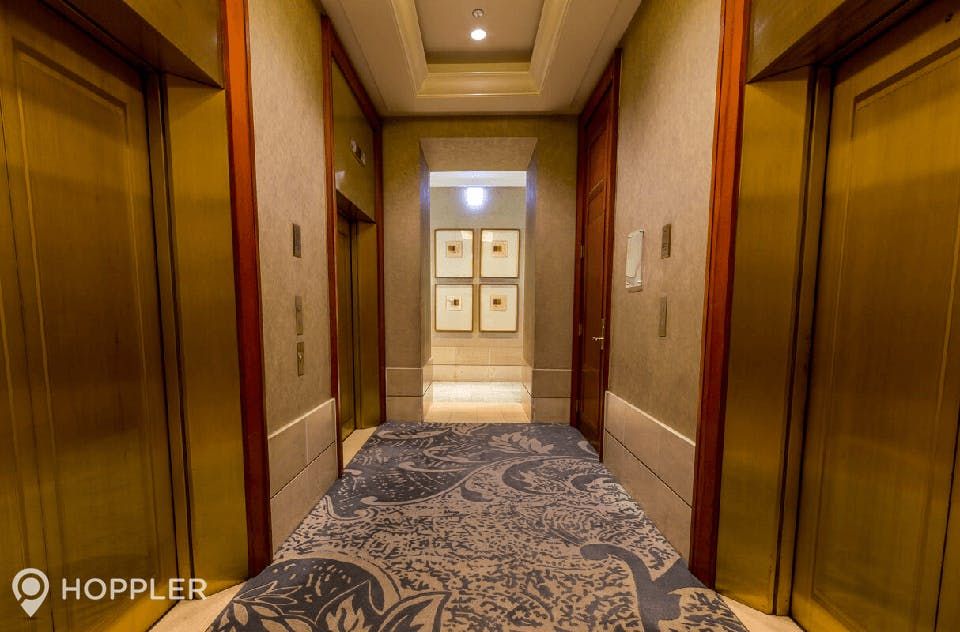 "3BR Condo for Rent in Luna Gardens, Rockwell Center, Makati"09