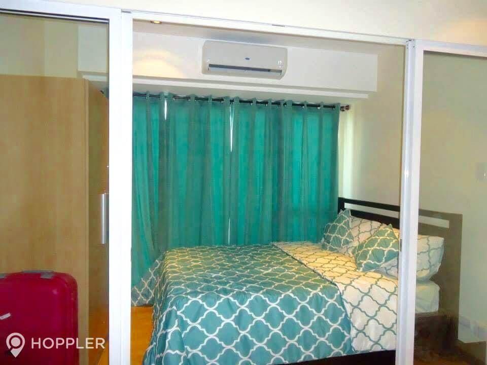"Studio Condo for Rent in The Knightsbridge Residences, Poblacion, Maka"04