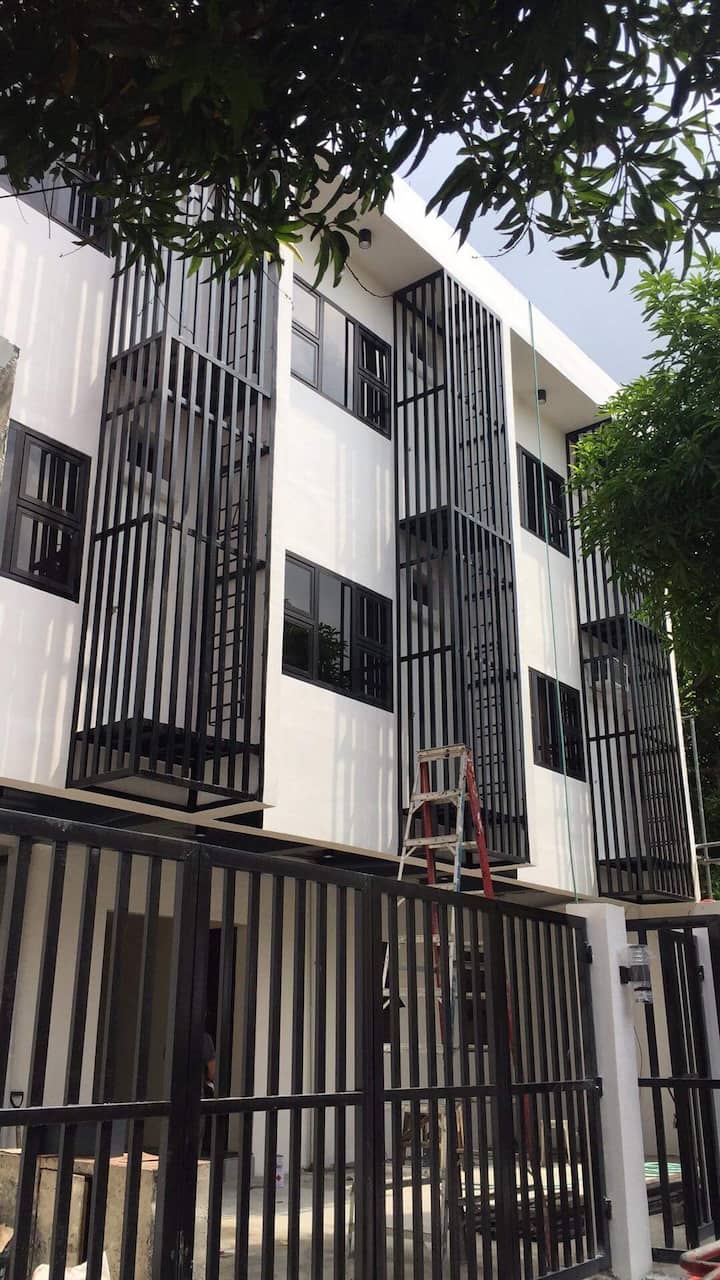 Las Pinas、フィリピンのまるまる貸切のアパート・マンション07