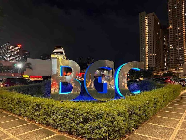 タギッグ (Taguig)、フィリピンのまるまる貸切の住宅02