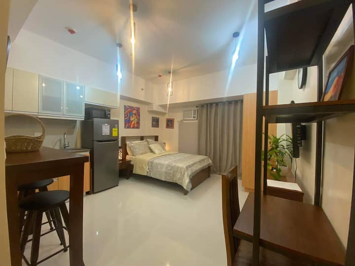 タギッグ (Taguig)、フィリピンのまるまる貸切のアパート・マンション02