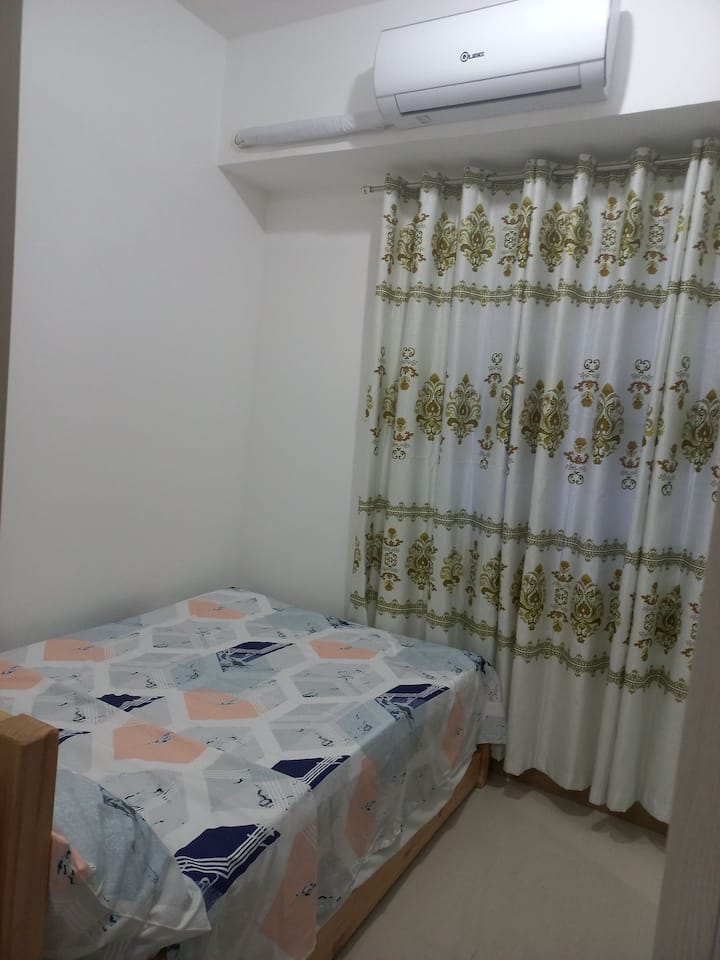 Las Piñas、フィリピンのホテルのお部屋07