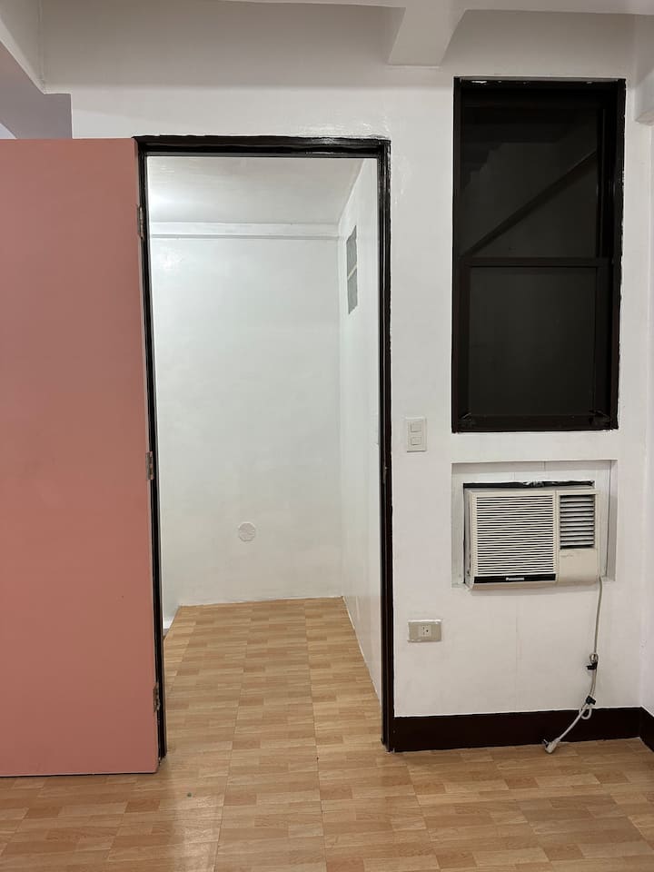 Lungsod Quezon、フィリピンのまるまる貸切のアパート・マンション09