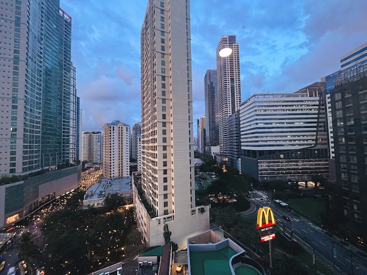 タギッグ (Taguig)、フィリピンのまるまる貸切のアパート・マンション03