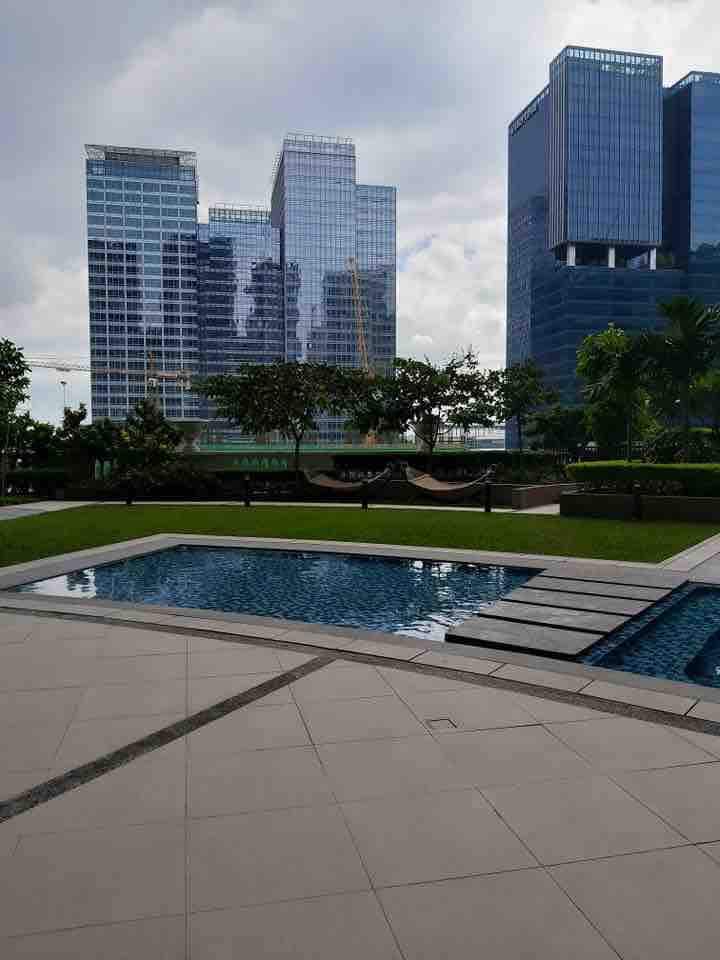 タギッグ (Taguig)、フィリピンのまるまる貸切のコンドミニアム04