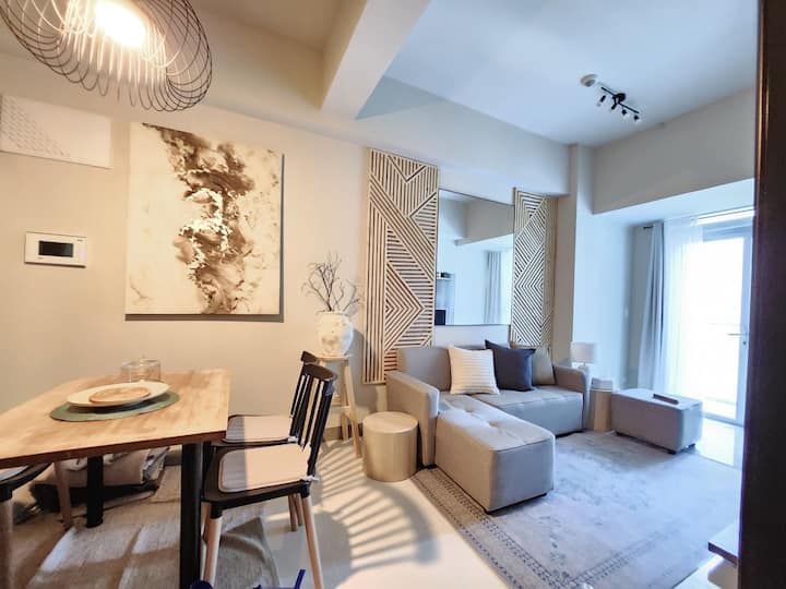 タギッグ (Taguig)、フィリピンのまるまる貸切のアパート・マンション02