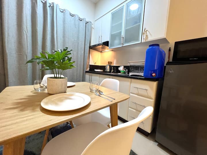 タギッグ (Taguig)、フィリピンのまるまる貸切のアパート・マンション02