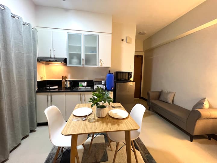 タギッグ (Taguig)、フィリピンのまるまる貸切のアパート・マンション04