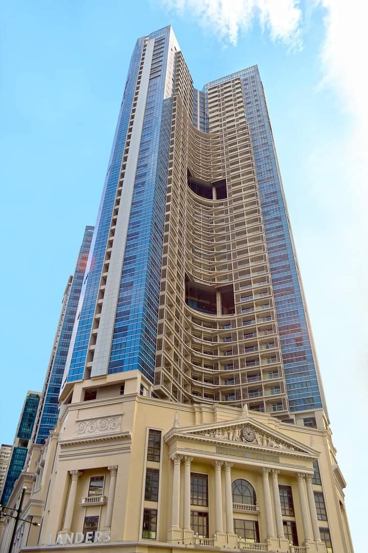 タギッグ (Taguig)、フィリピンのまるまる貸切のコンドミニアム02