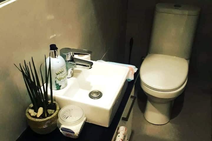 Marikina、フィリピンのまるまる貸切の町家・長屋07
