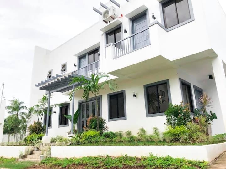 Antipolo、フィリピンのまるまる貸切の住宅01