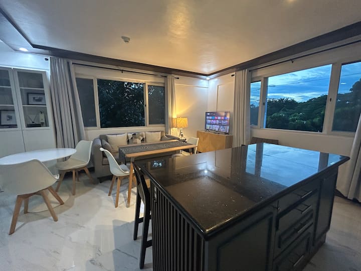 タギッグ (Taguig)、フィリピンのまるまる貸切のアパート・マンション04