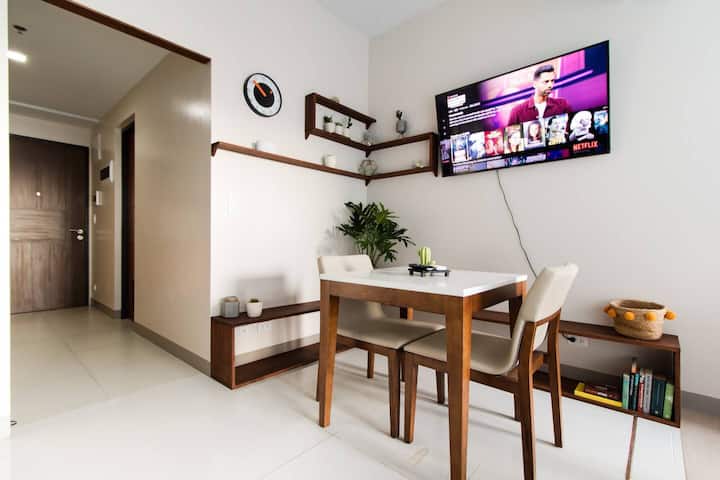 タギッグ (Taguig)、フィリピンのまるまる貸切のコンドミニアム04