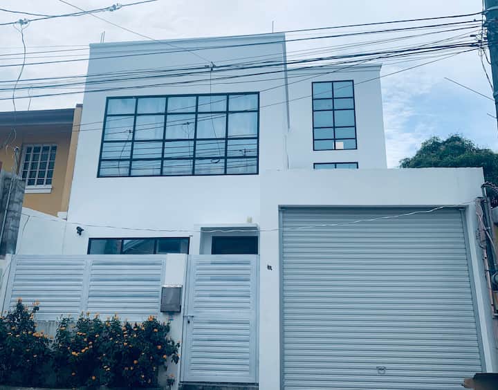 Bacoor、フィリピンのまるまる貸切の住宅