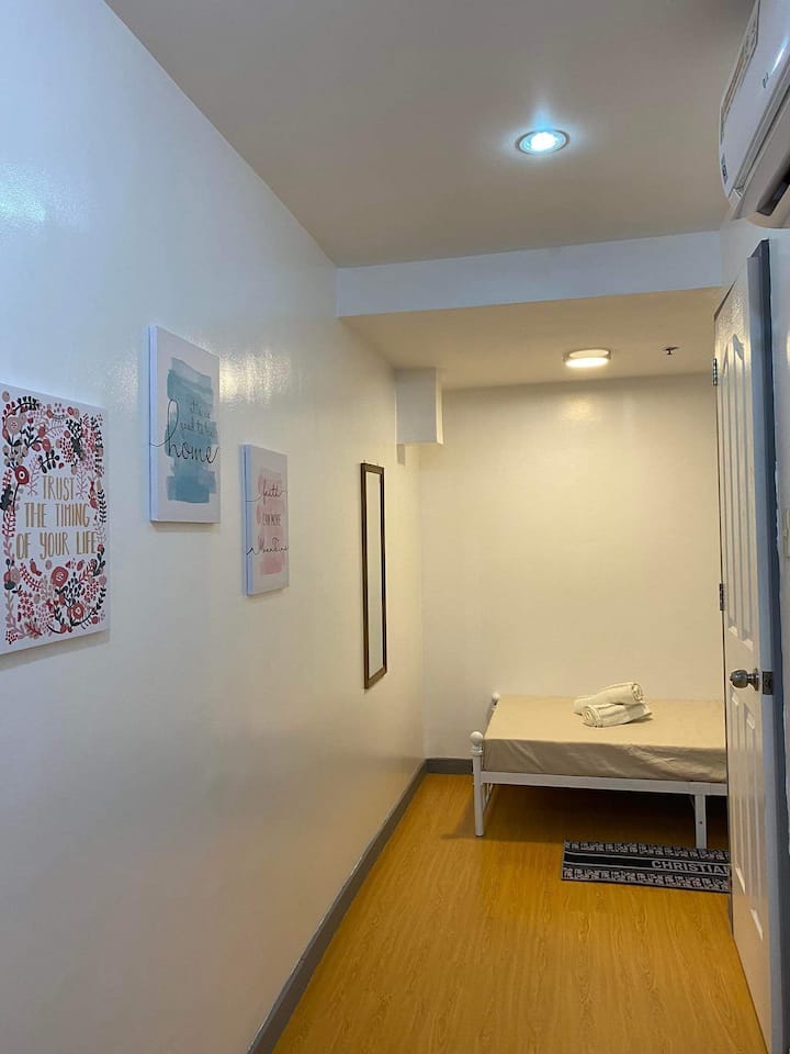 ヴァレンズエラ (Valenzuela)、フィリピンのまるまる貸切のアパート・マンション03