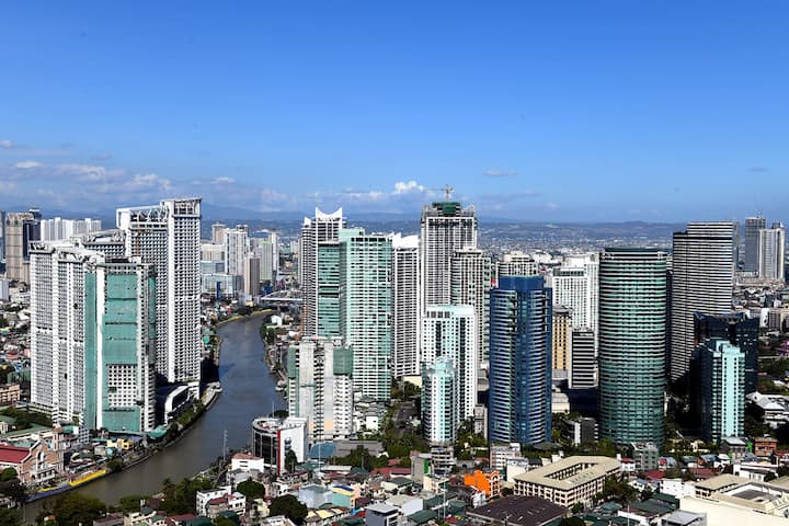 Makati、フィリピンのまるまる貸切のコンドミニアム04