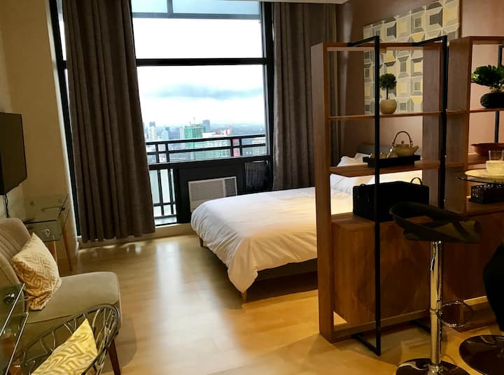 Makati、フィリピンのまるまる貸切のコンドミニアム09