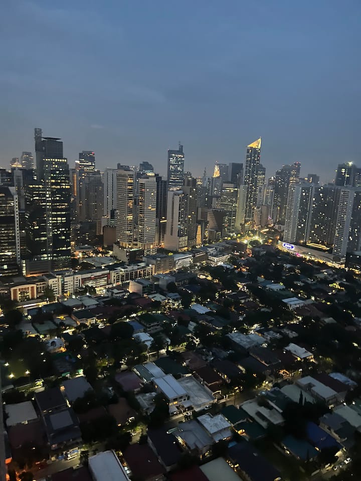 Makati、フィリピンのまるまる貸切のアパート・マンション05