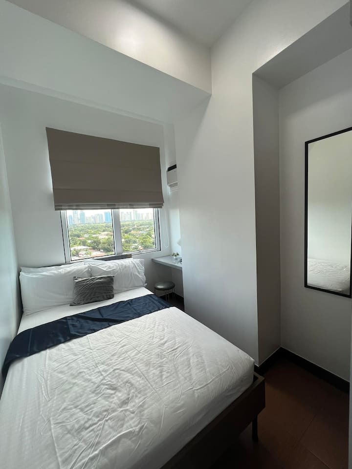 Makati、フィリピンのまるまる貸切のコンドミニアム06
