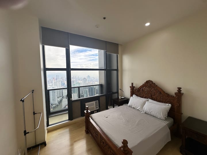 Makati、フィリピンのまるまる貸切のコンドミニアム06