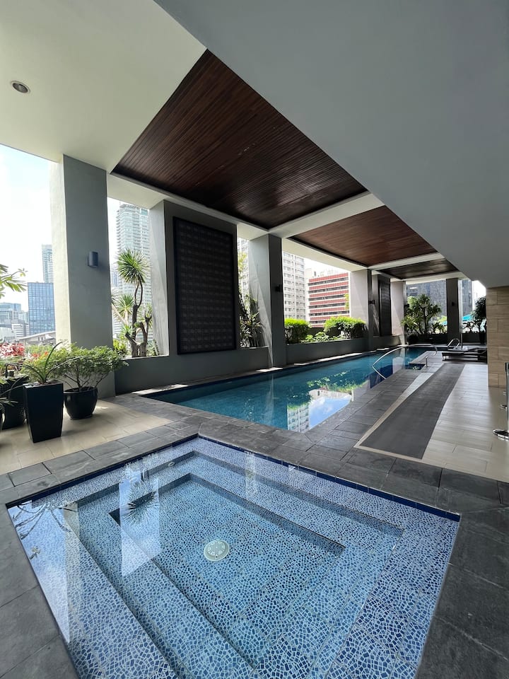 Makati、フィリピンのまるまる貸切のアパート・マンション09