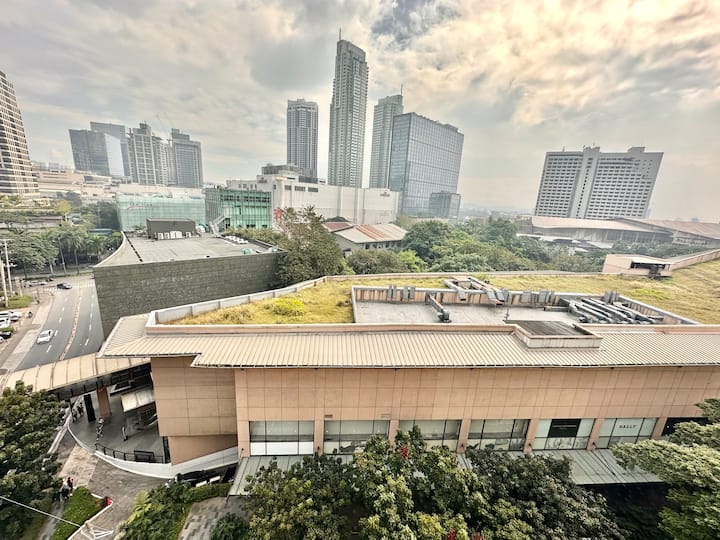 Makati、フィリピンのまるまる貸切のアパート・マンション02