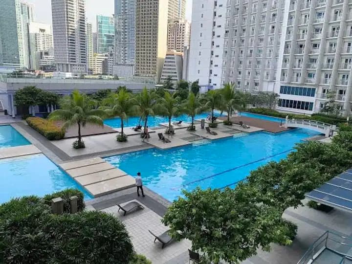 Makati、フィリピンのまるまる貸切のコンドミニアム09