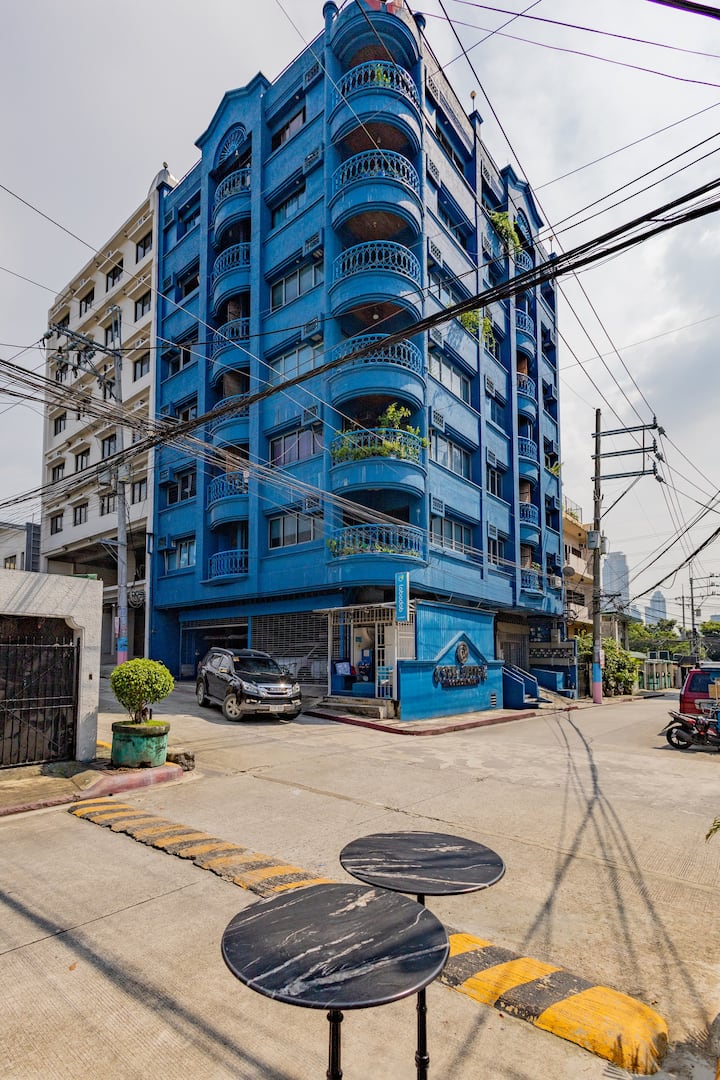 Makati、フィリピンのまるまる貸切のアパート・マンション09