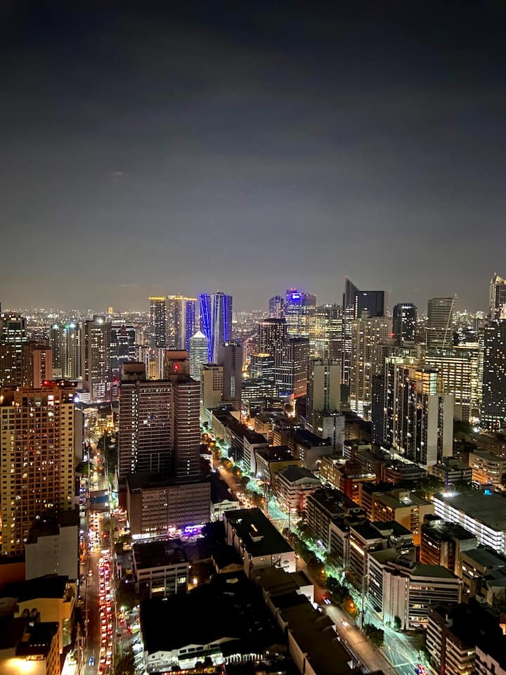 Makati、フィリピンのまるまる貸切のコンドミニアム06