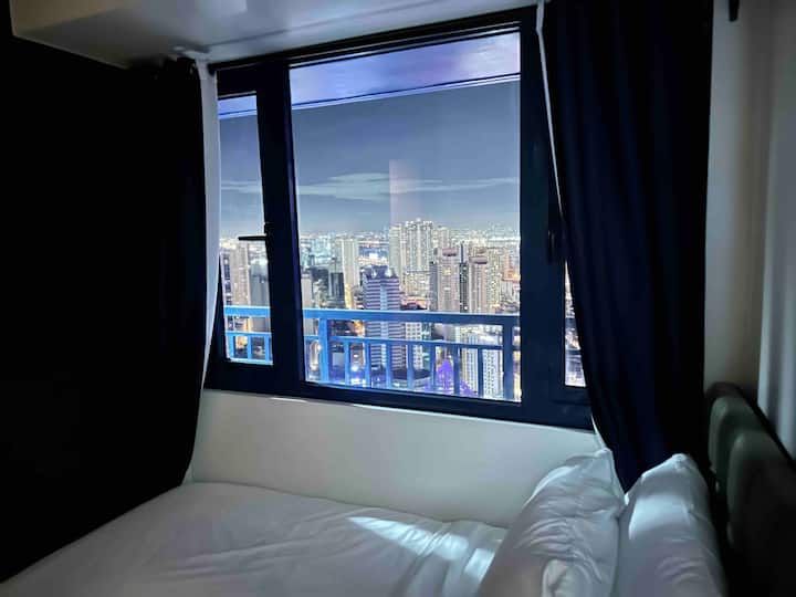 Makati、フィリピンのまるまる貸切のコンドミニアム02