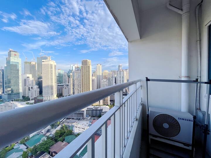 Makati、フィリピンのまるまる貸切のアパート・マンション03