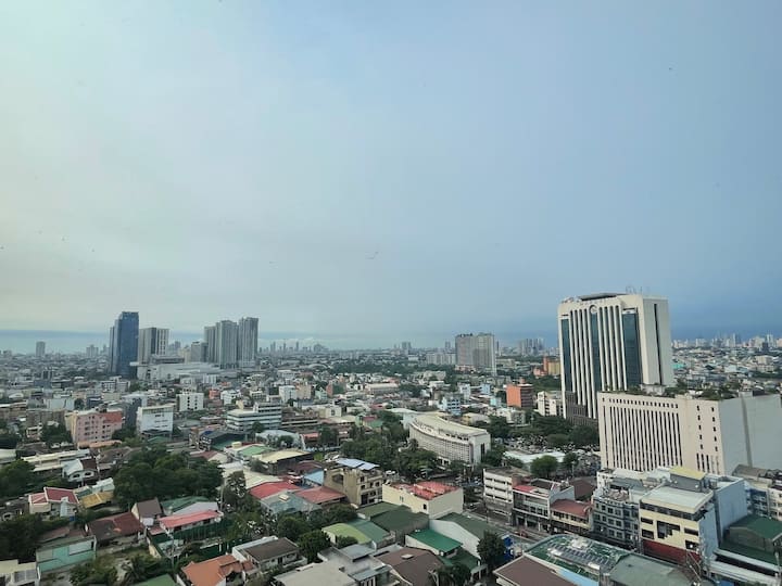 Makati、フィリピンのまるまる貸切のアパート・マンション05