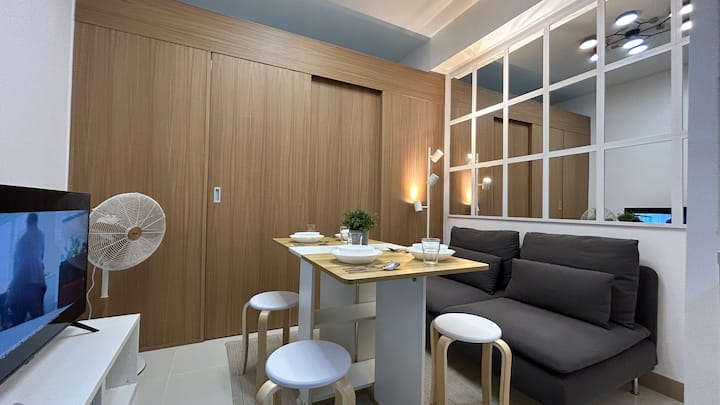 Makati、フィリピンのまるまる貸切のアパート・マンション03