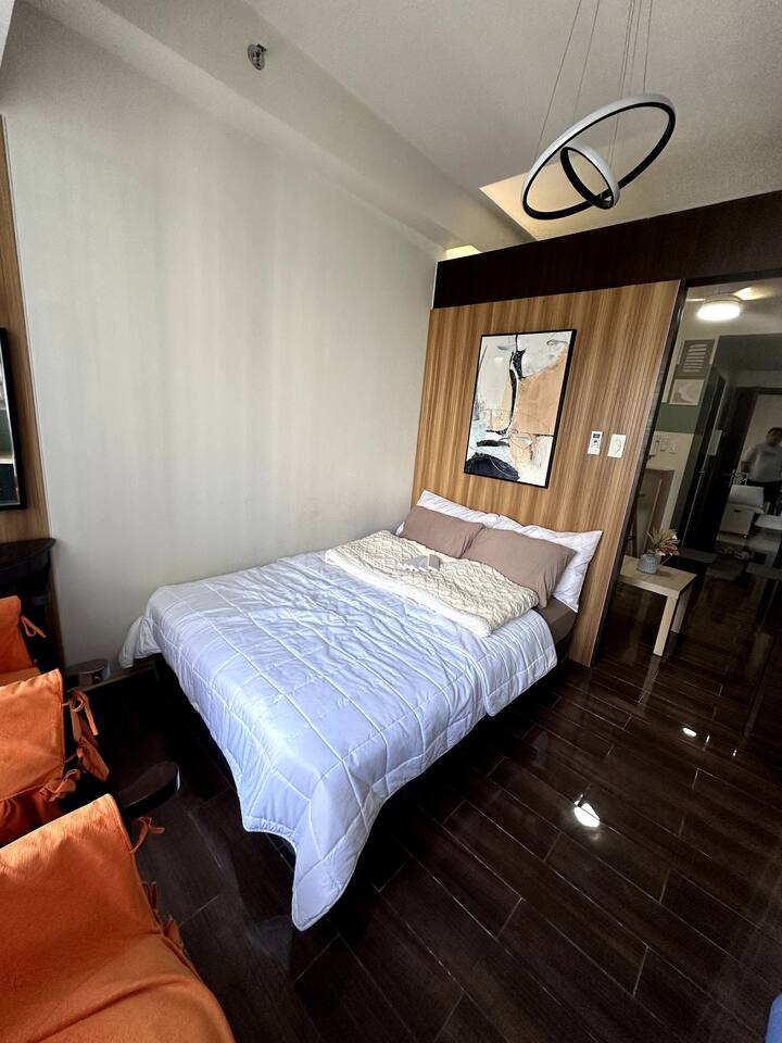 Makati、フィリピンのまるまる貸切のアパート・マンション03