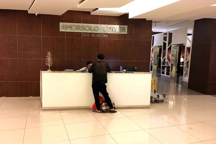 Makati、フィリピンのまるまる貸切のコンドミニアム05