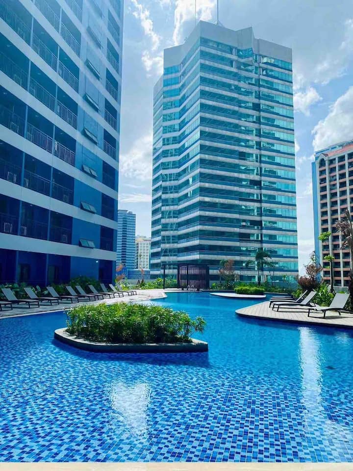 Makati、フィリピンのまるまる貸切のコンドミニアム05